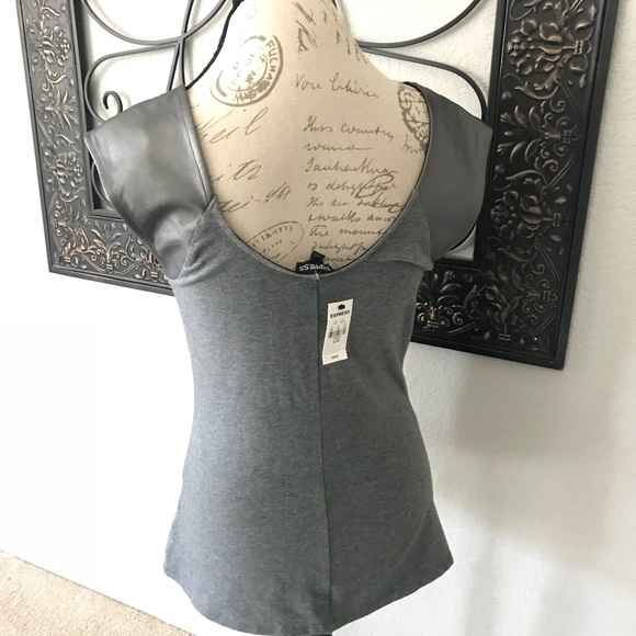 Lot 2 NEW Express Tops - Picture 4 of 8